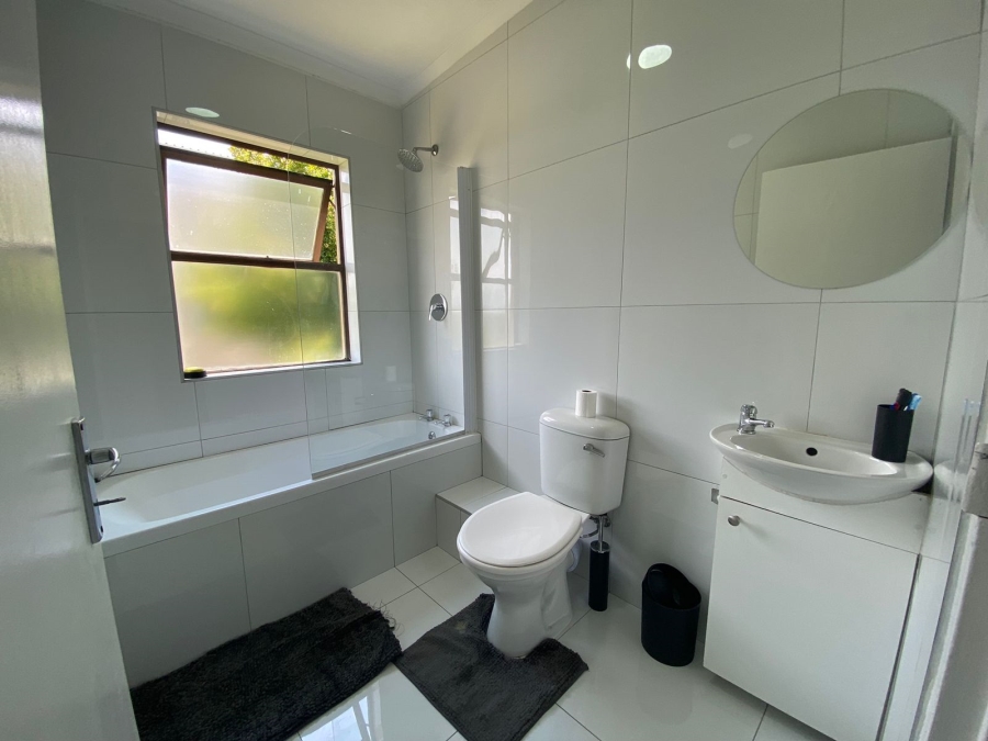 2 Bedroom Property for Sale in Parklands Western Cape